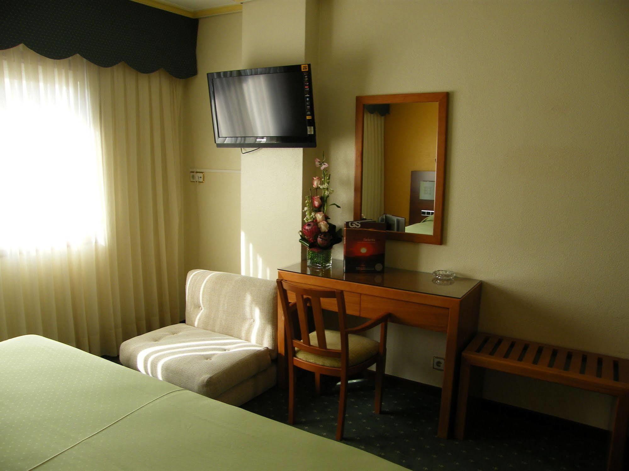 Hotel Virgen Del Camino Pontevedra Zewnętrze zdjęcie